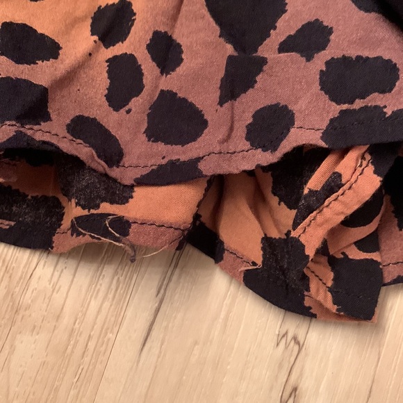 Vans leopard 🐆 print shorts medium - Picture 4 of 14